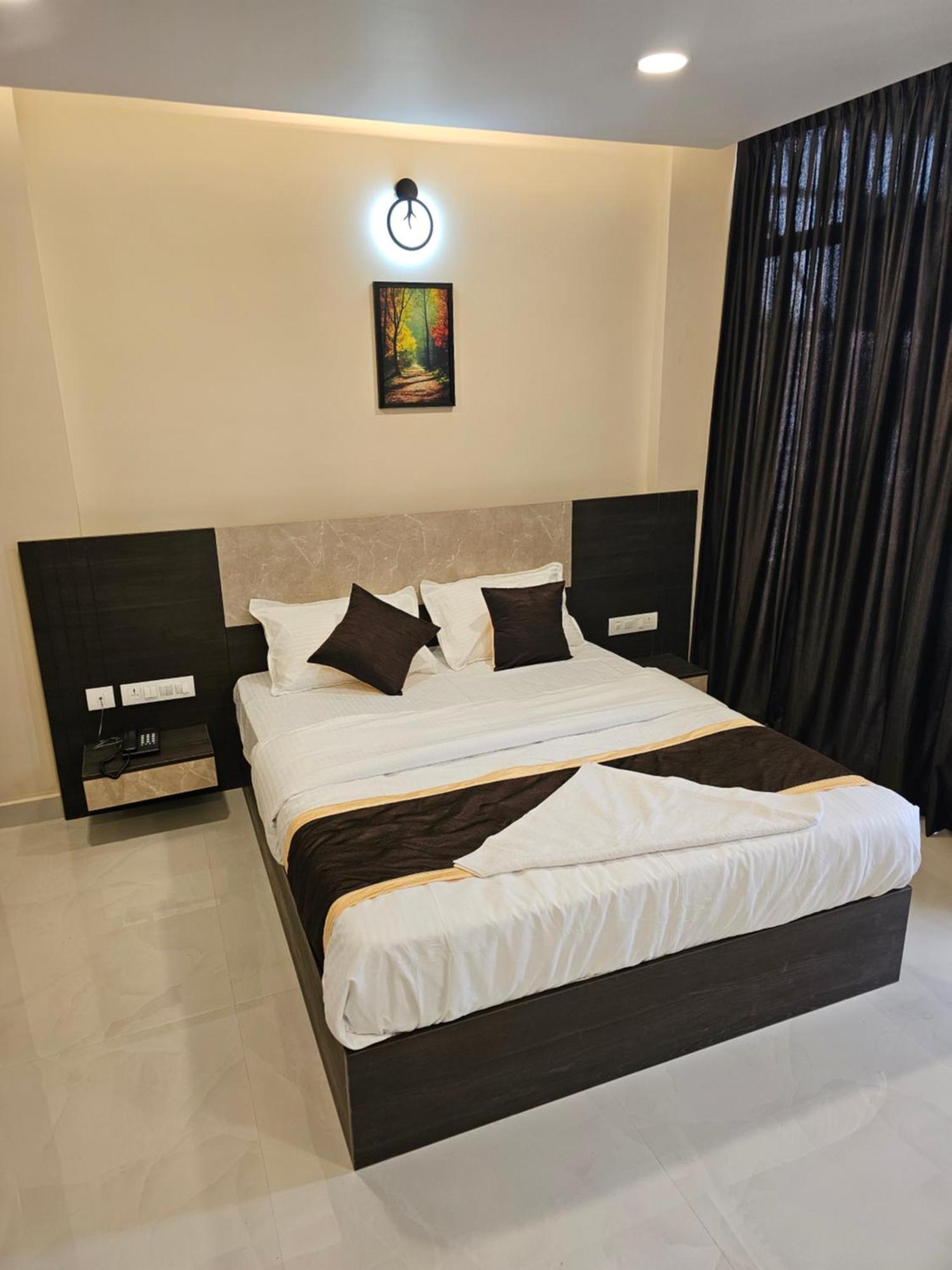 Thaal Residency Cheruvathur-Hala Groups Nileshwar ภายนอก รูปภาพ